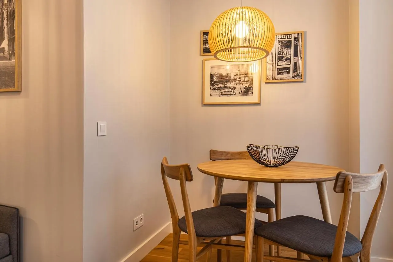 Appartamento Upscale & Trendy Flat In The Center Lisbona Portogallo